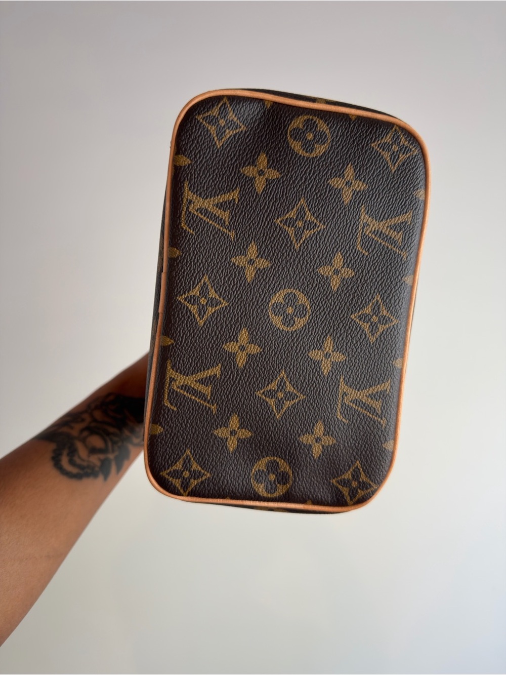 Louis Vuitton Nice Mini - Picture 3 of 6
